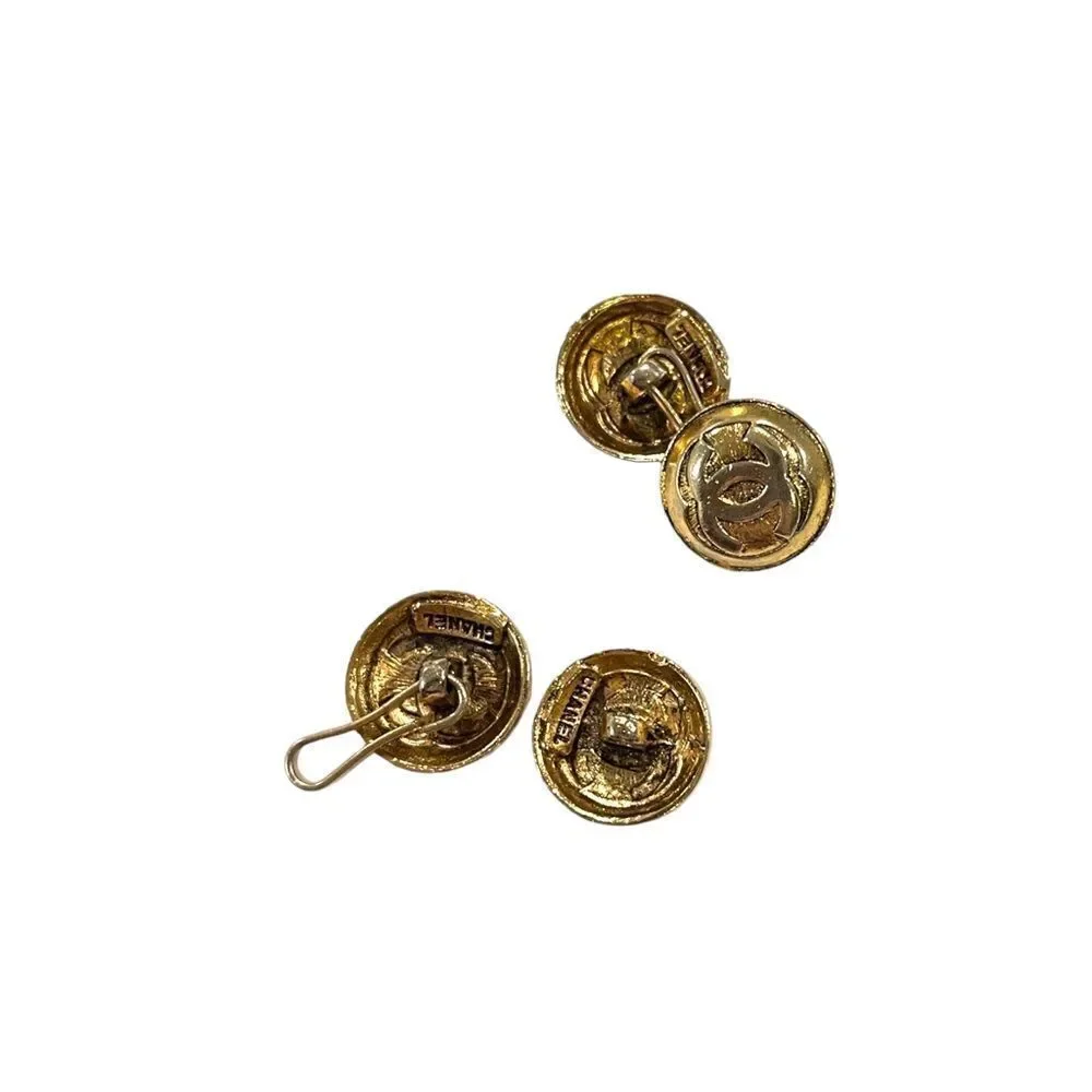 CHANEL Vintage Gold CC Logo Cufflinks/Buttons (1 Pair/4 Detachable Buttons)